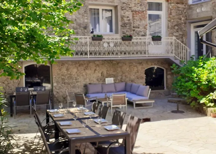 La Belle Maison